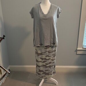 Umgee Gray V-Neck Top and Camo Skirt Set
